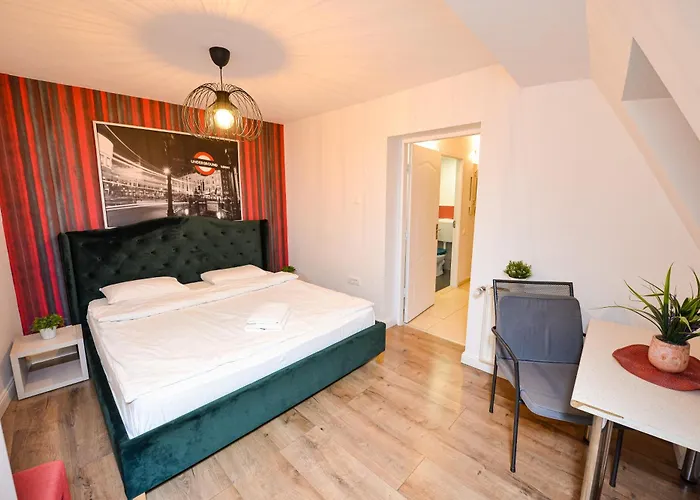 Nightlife Apartament *