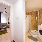 Nightlife Apartamento *