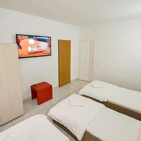 Apartment Nightlife Bukarest