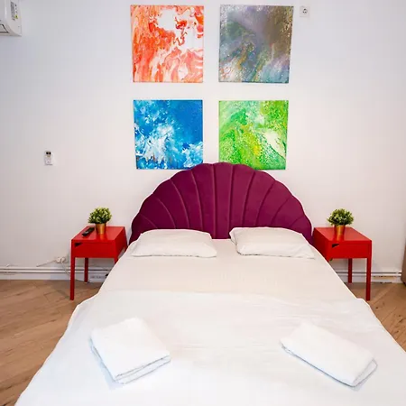 Apartman Nightlife *