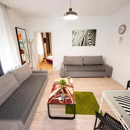 Nightlife Apartman Bukarest