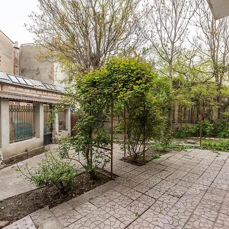 Nightlife * Bucharest